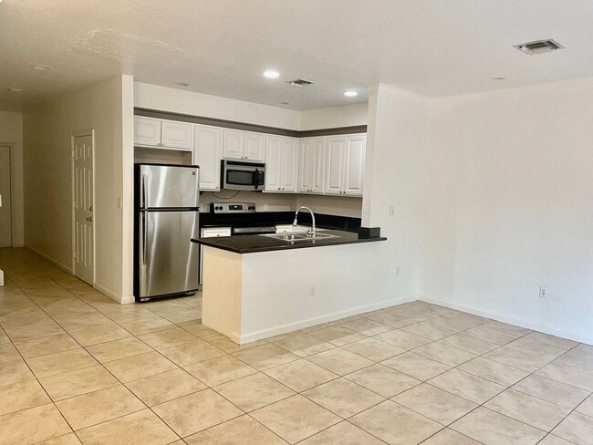 57-57 SE 3rd Ave Unit Bella Bellagio - 35 SE 3rd Ave