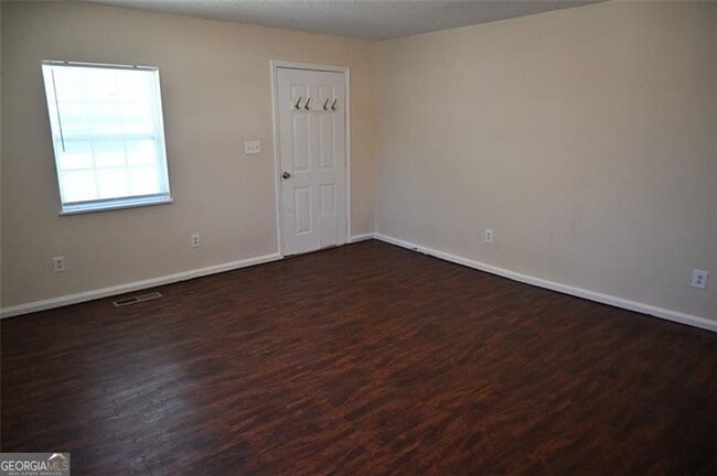 Photo - 6327 Cooper St