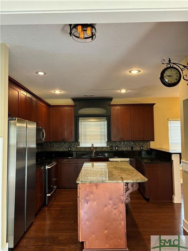 Photo - 60 Teachers Row