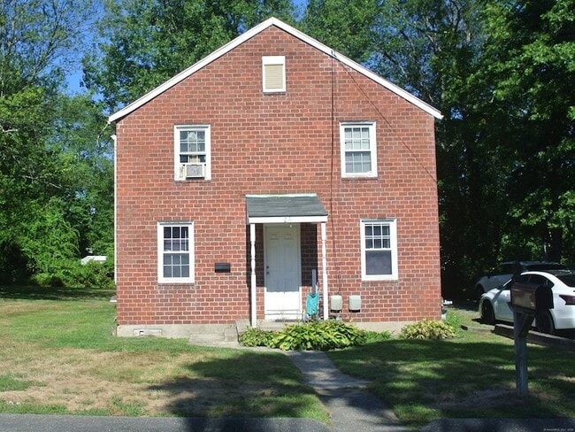 Building Photo - 26 Garden Dr Rental