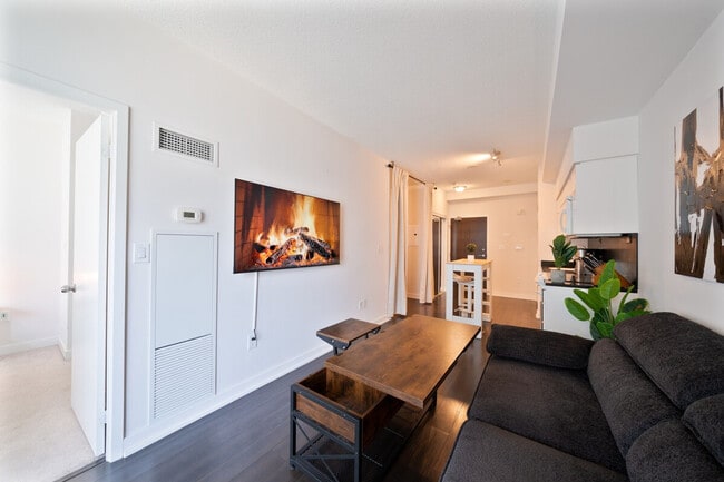 Building Photo - 2708 Puente de Luz