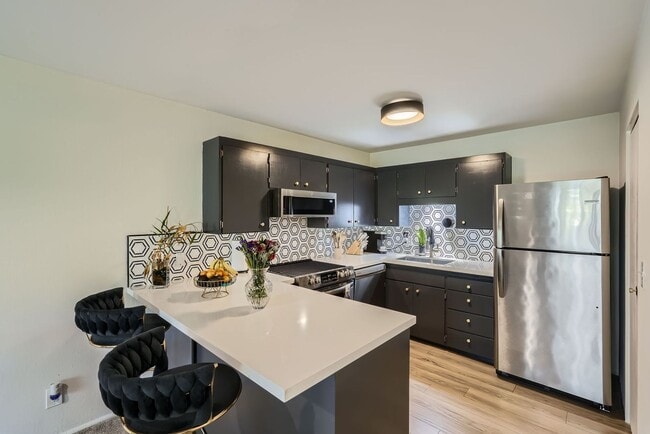 Photo - 1425 S Puget Dr Unit 301