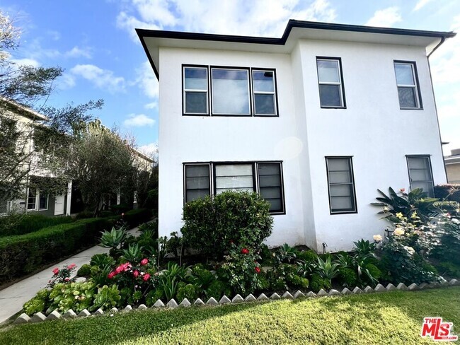 Building Photo - 4526 St Elmo Dr Rental