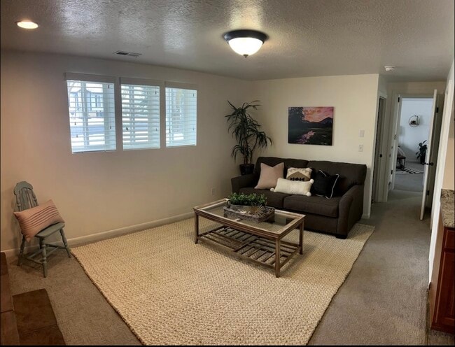 Building Photo - 1746 N 600 E Unit B