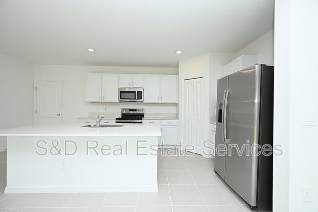 Photo - 7847 Abagail Dr