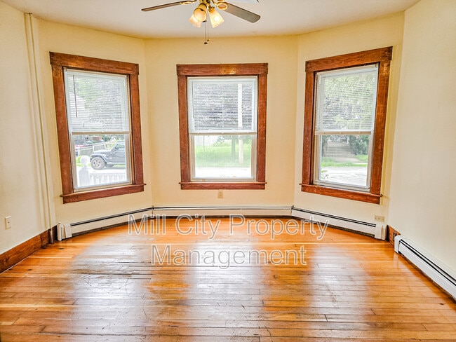 Photo - 76 George St