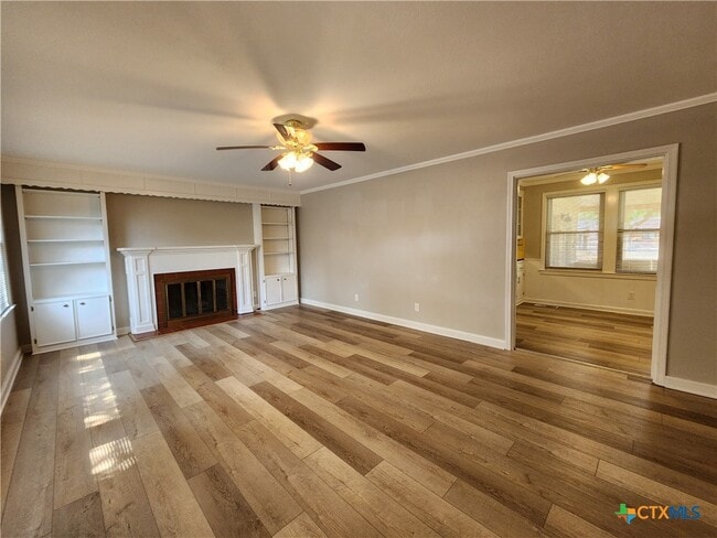 Photo - 564 Laurel Ln