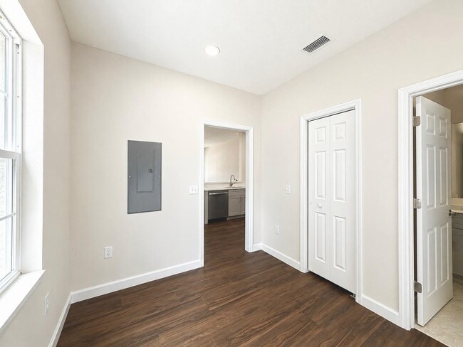Photo - 2540 NW 2nd St