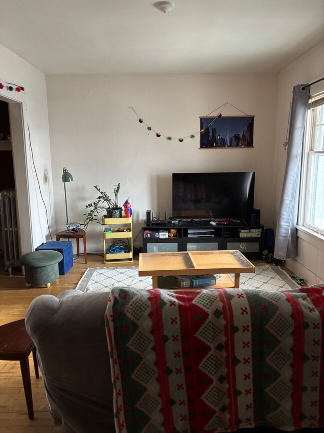 Photo - 1672 N Van Buren St Unit 1674