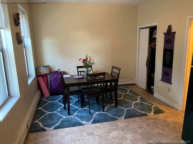 Photo - 73 Empire St Unit 3