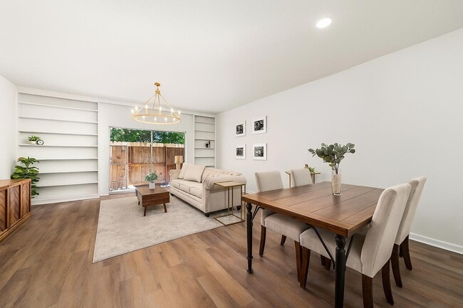 Photo - 14703 Barryknoll Ln Unidad 26