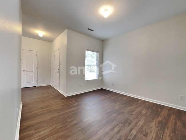 Photo - 308 Ranlo Ave