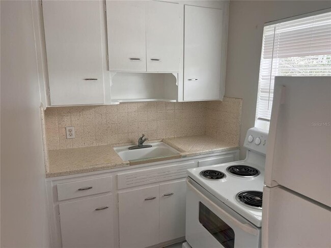 Photo - 301 24th Ave N