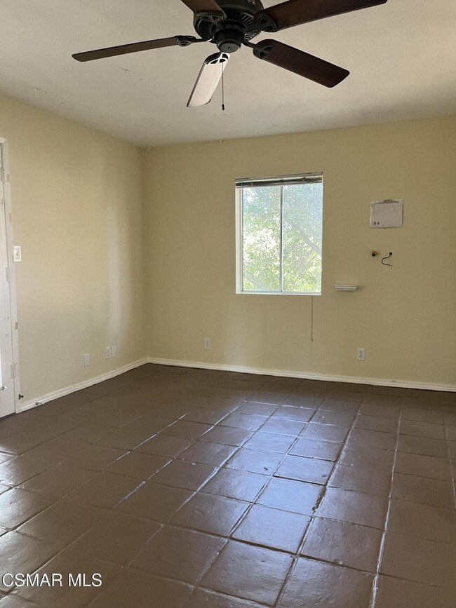 1177 McKnight Rd