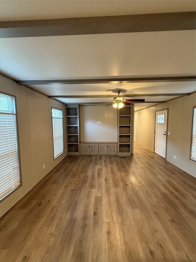 Photo - 327 County Rd 2296