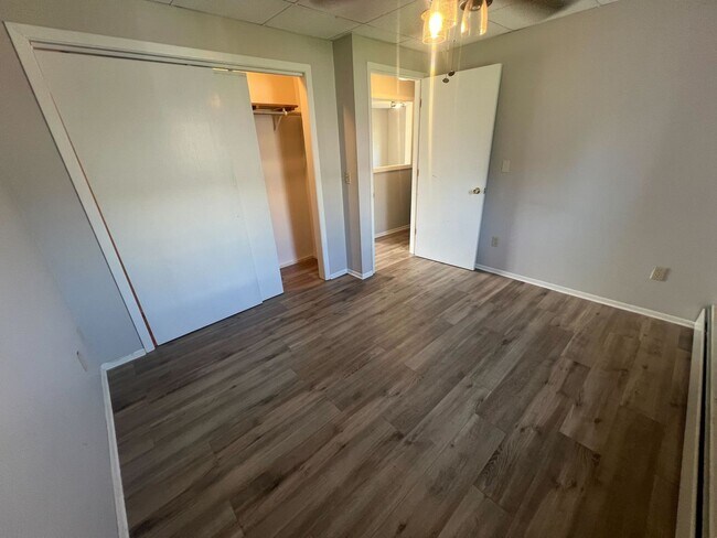 Photo - 10729 Main St Unit 1