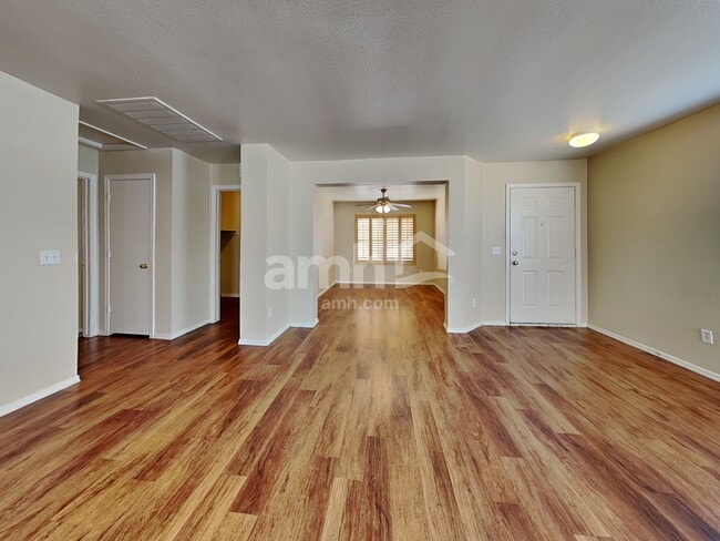 Photo - 10778 W Louise Dr