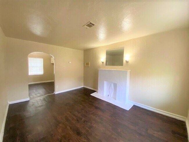 Photo - N6 Unit 912 Sw 35-1