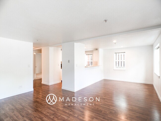 804 NW Market St Unit C