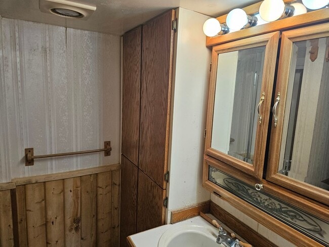 Photo - 1510 M Ave Unidad Apt B