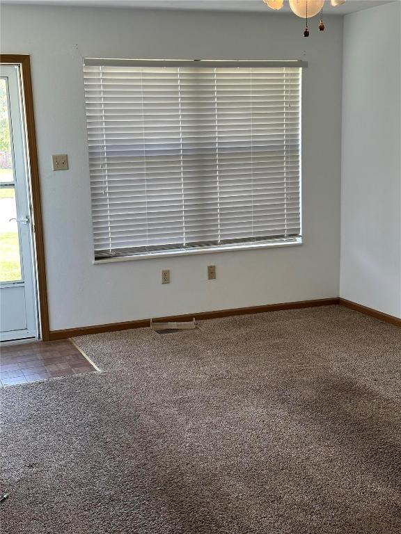 Photo - 840 Southgate Dr