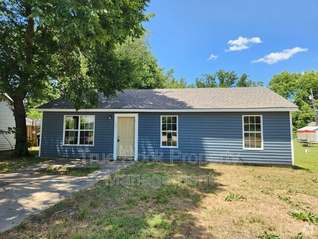 Building Photo - 522 W 2nd St Rental