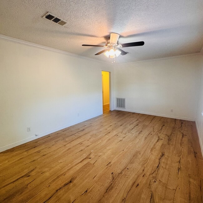 Photo - 2237 11th St