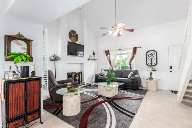 Photo - 1582 W Curry Dr