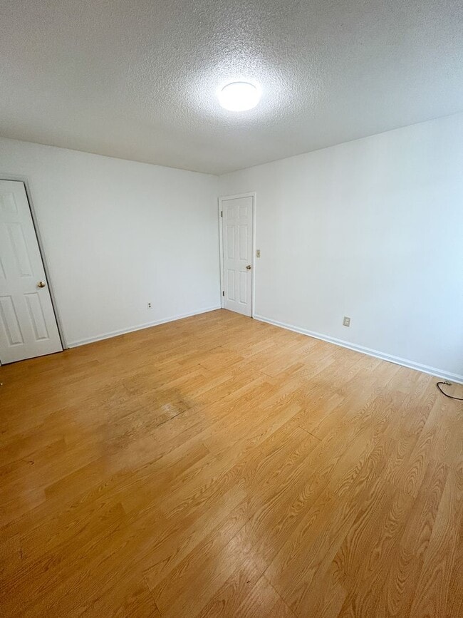 Photo - Charming 2 Bedroom Home in Southport with Screened Porch & Large Fenced Backyard