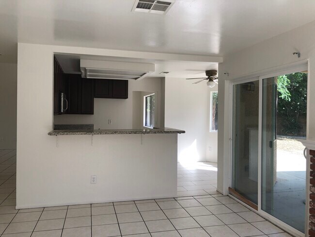 Photo - 44811 Rock Island Dr