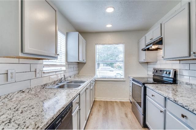 Photo - 5913 Maple Ln