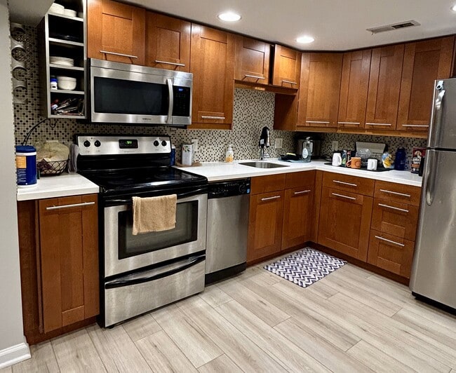 Photo - 2010 1st St NW Unit B