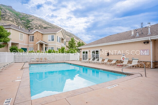 Photo - 1145 Canyon Meadow Dr
