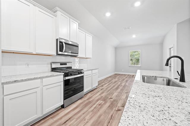 628 Harbor Oaks Dr