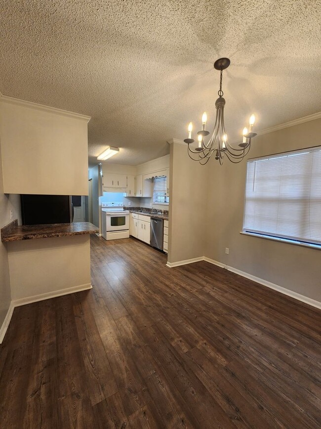 Photo - Charming 3BR Home with a Touch of Country in Dasher!