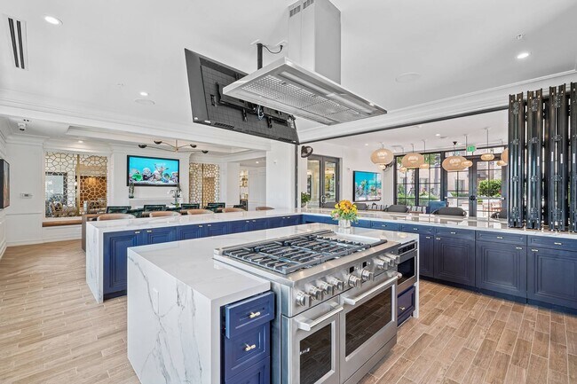 Society Blue Palm Kitchen and Bar
