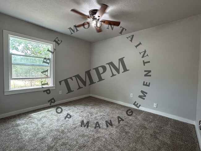 Photo - 3315 Argonaut Ave
