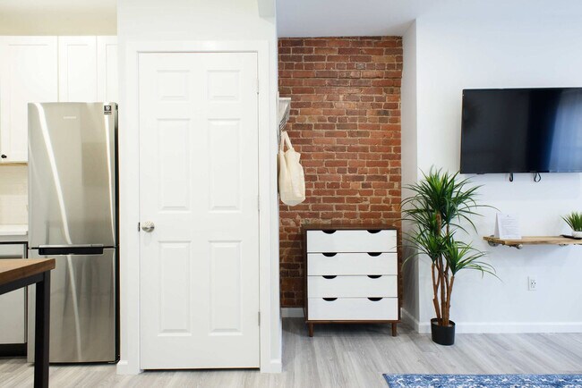 240e E 75th St Unit SI FL4-ID1021876P