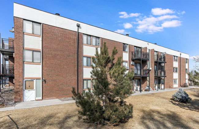 1BD/1BA Condo in Denver! - 1BD/1BA Condo in Denver! Unit D24