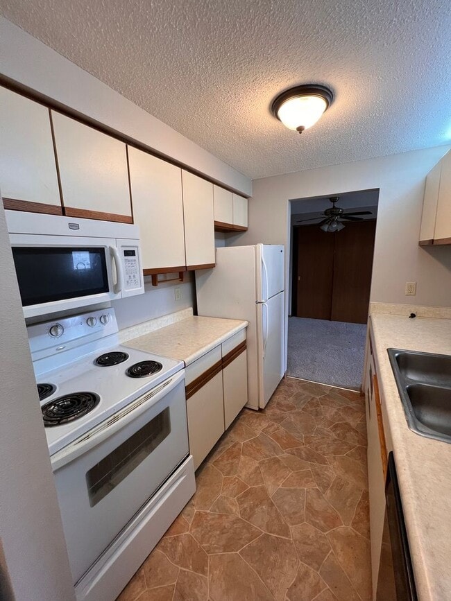 802 Benton Dr Unit 34