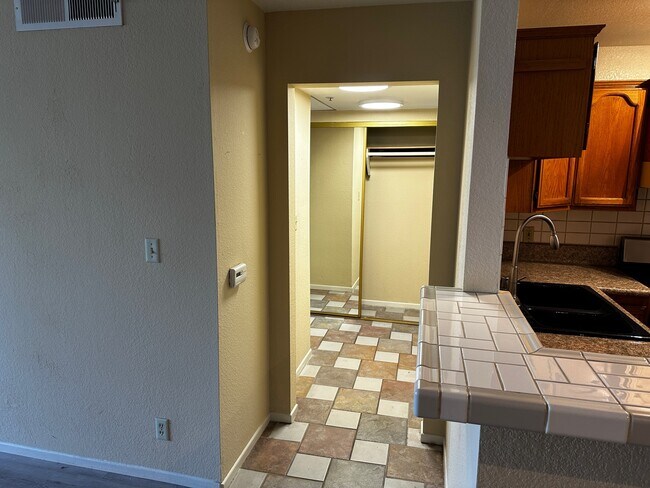 Photo - 1418 Venice Blvd Unit 307