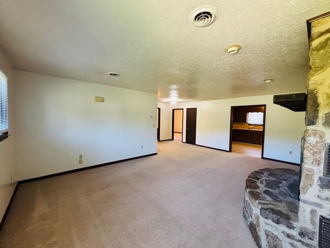 Photo - 4402 Riffe St