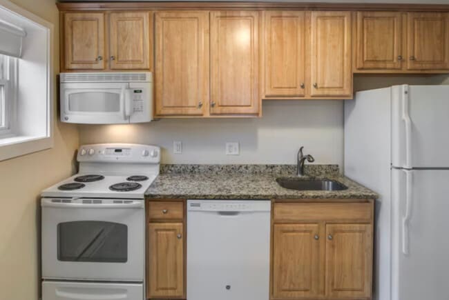 204 Neponset Valley Pky