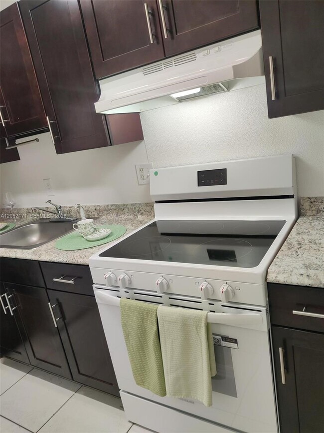 Photo - 5970 NE 18th Ave Unit 709