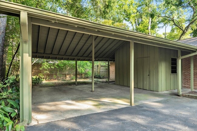 Photo - 1031 Ridgeley Dr