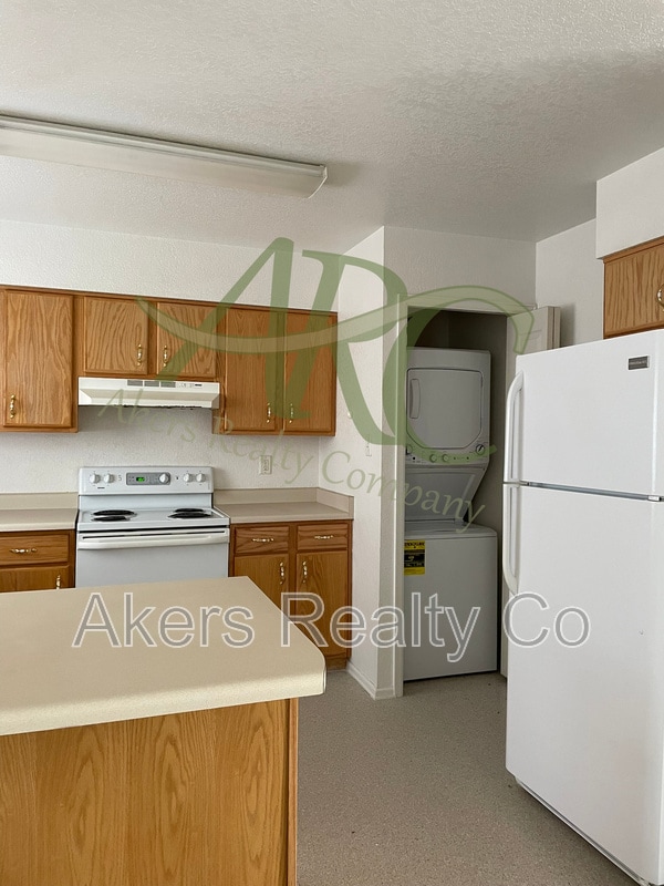 Photo - 2726 Poplar St Unit B