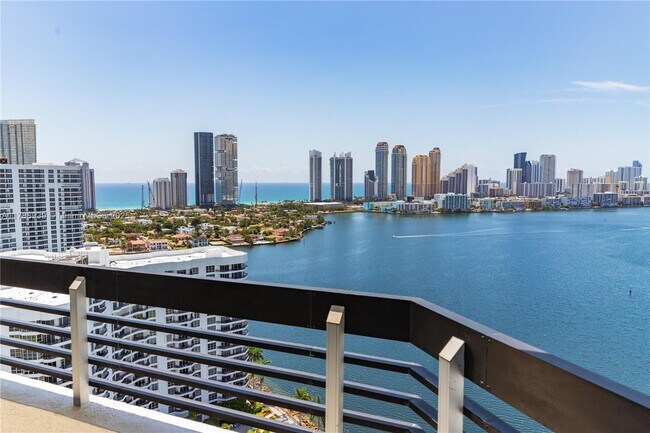 Photo - 3530 Mystic Pointe Dr Condo Unit 2910