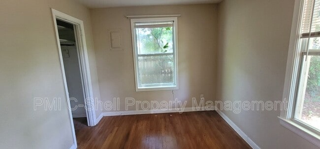 Photo - 216 Marine Dr