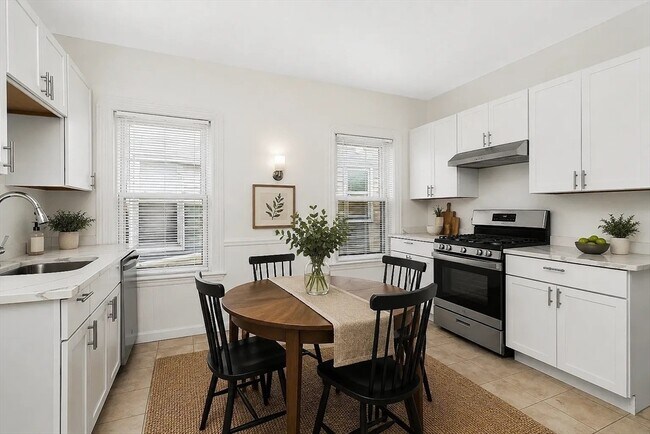 Photo - 48 Wordsworth St Unit 1