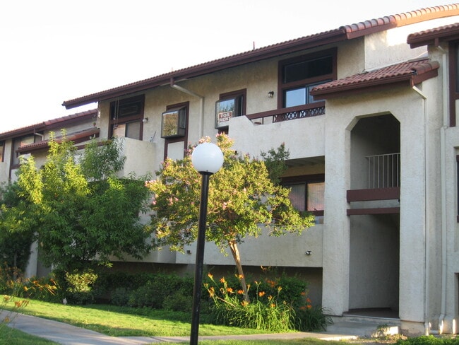 Building Photo - 27948 Tyler Ln Unit 27948 Tyler Ln #436